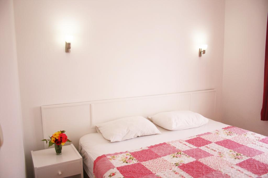 Parla Apart Hotel เซสเม ภายนอก รูปภาพ